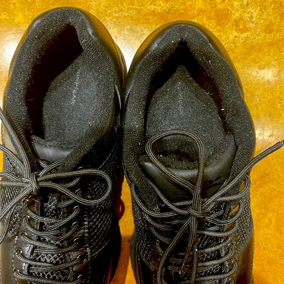Motion Wear tennis shoe/jazz dance shoe - Picture 4 of 8